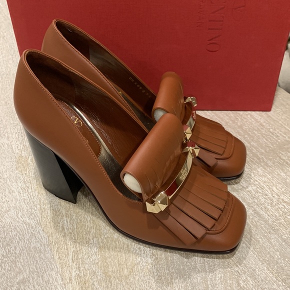 Valentino Garavani Heels - Picture 9 of 11